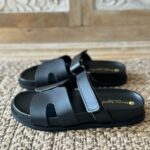 sandales d'été , sandales compensés , sandales plateformes , sandales inspiration Hermes , sandales Chypre , sandales modes