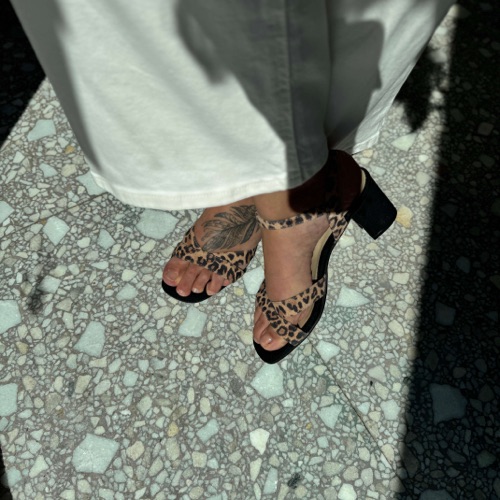 sandales a talon haut , sandaless tendance