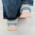 chaussure running , chaussure mode , sneaker rose , sneaker en cuir et nylon